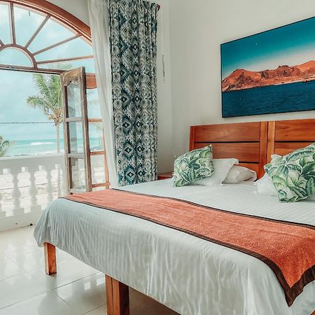 Hotel Albemarle Puerto Villamil Kültér fotó
