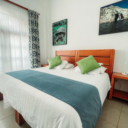 Hotel Albemarle Puerto Villamil Kültér fotó
