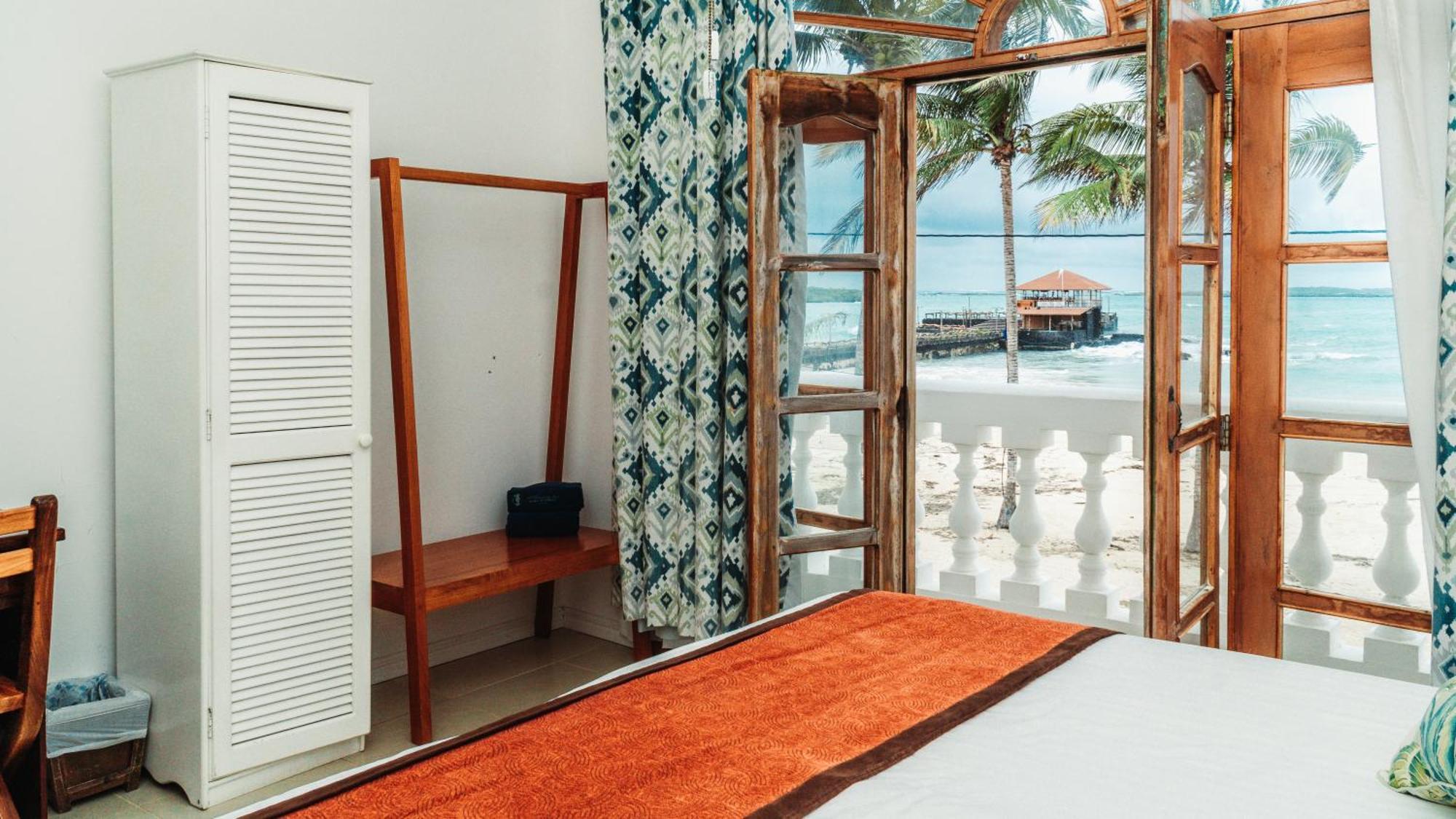 Hotel Albemarle Puerto Villamil Kültér fotó